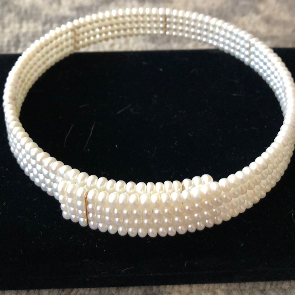 Elegant Pearl Choker Necklace - Picture 5 of 6